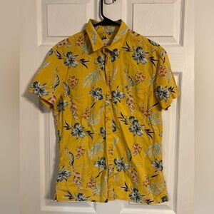 American Eagle men’s m button up Hawaiian shirt yellow with pocket